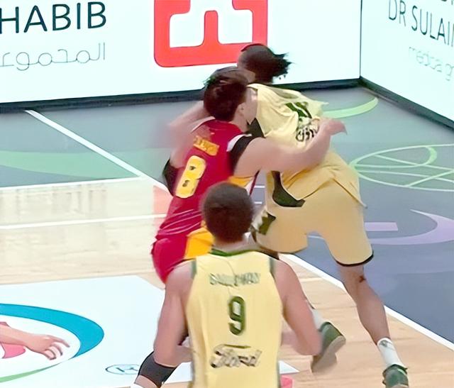 亚洲杯决赛震撼开打,巅峰对决引爆全场的简单介绍 亚洲杯决赛震撼开打,巅峰对决引爆全场的简单介绍