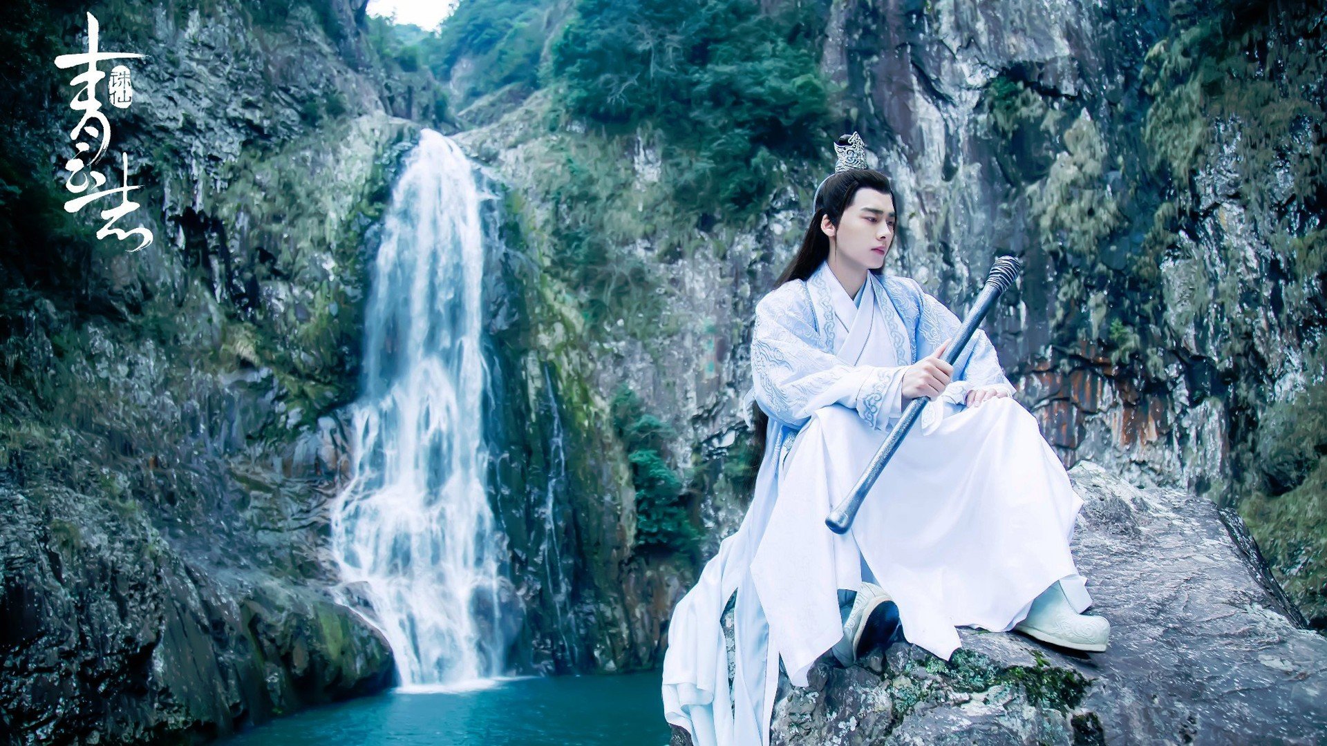 绿茵沙场，西亚雄狮与凯尔特之鹰的世纪碰撞