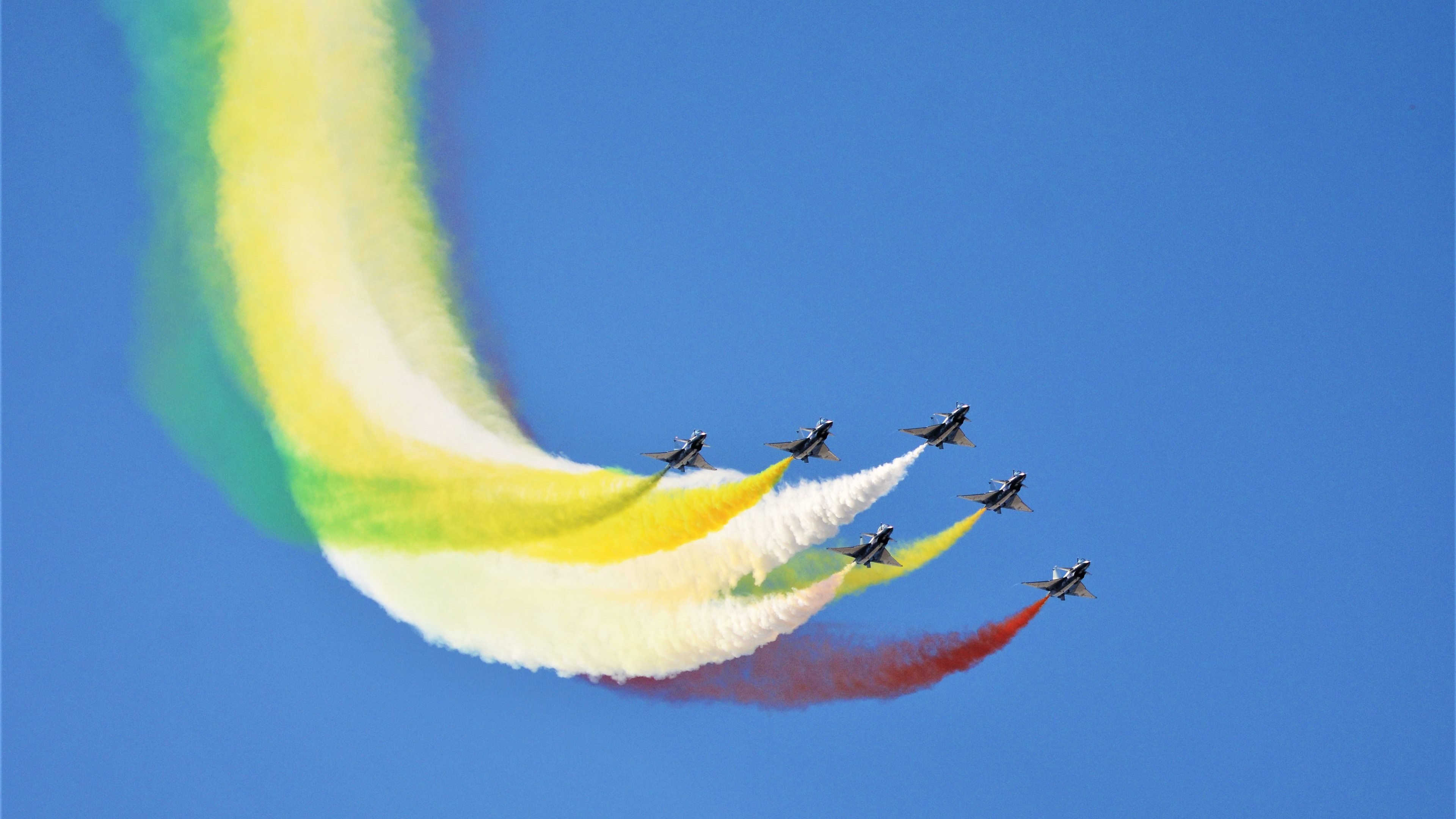 鏖战上海滩，希腊巨兽称雄，字母哥打出统治级数据