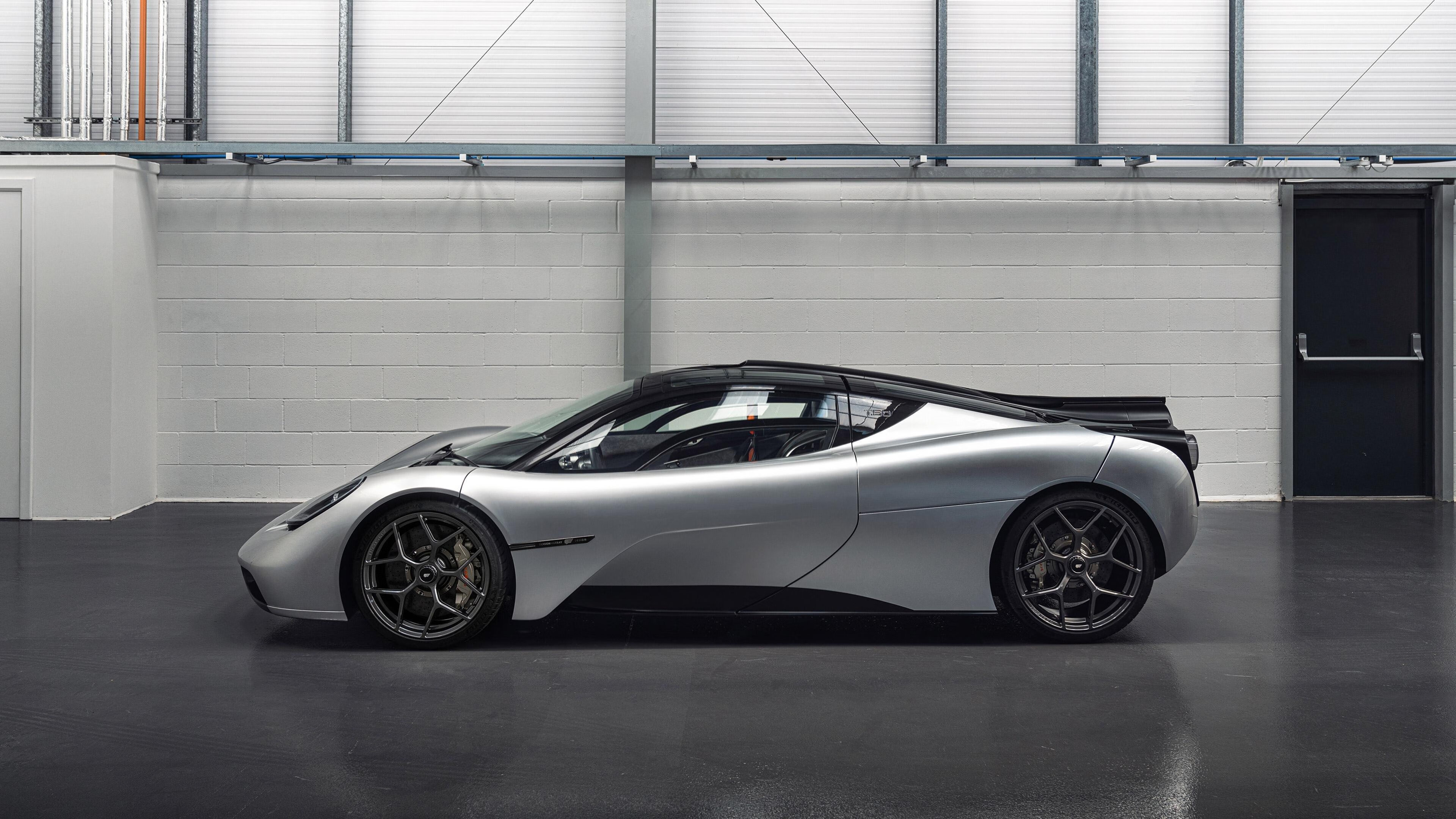 东决之夜,当霍勒迪撕下伪装,露出冷血獠牙